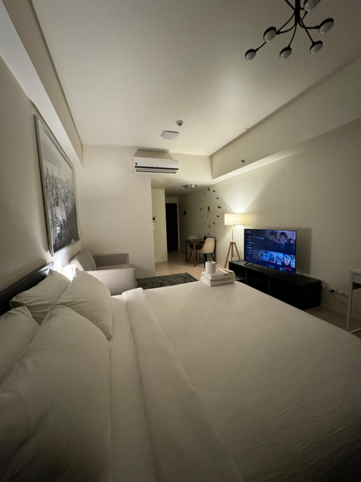 81 Newport Blvd Cluster 4 Unit B 3Rd Flr By Rechelle Nunag Pasay Exterior foto